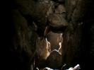 Frauenhöhle - Loch im Boden von unten.