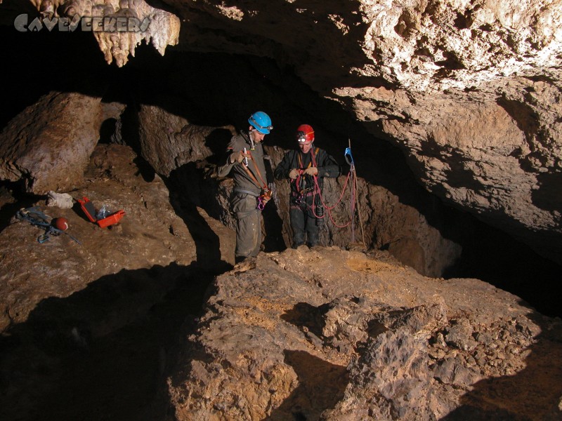 Anton-Völkel-Grotte: Eschek!