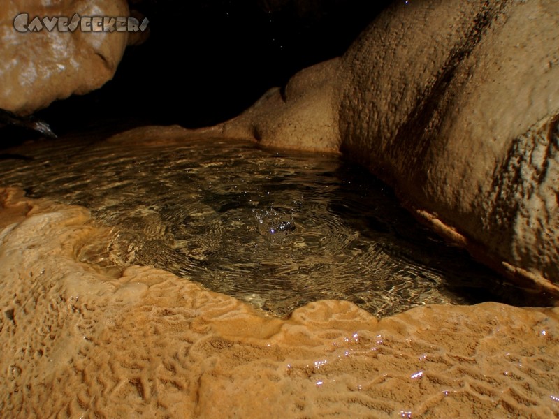 Besko-Ocizeljski sistem: Selten in diesem Loch: Sauberes, tropendes Wasser.