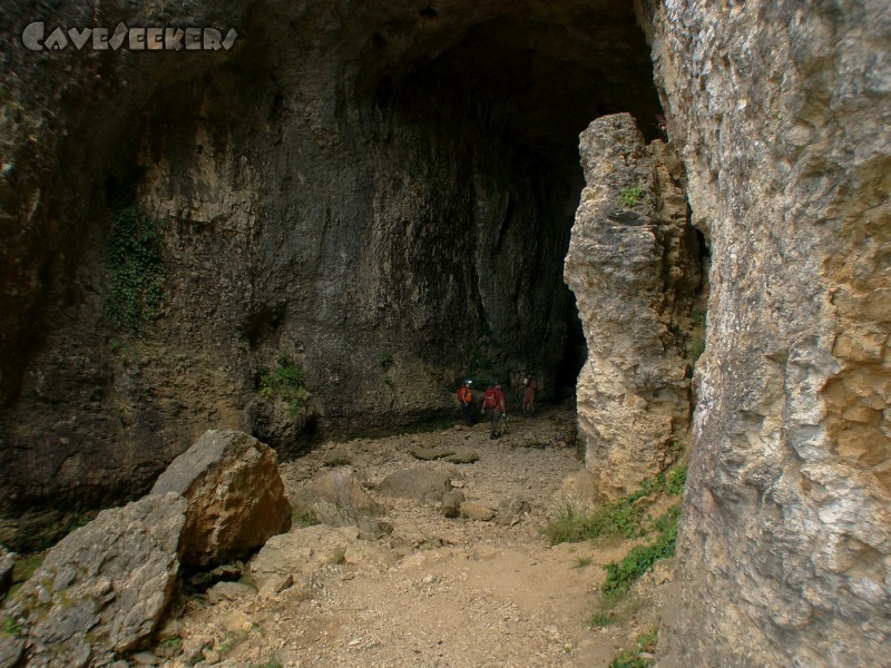 Buso della Rana: Monumentaler Eingang zum Loch.