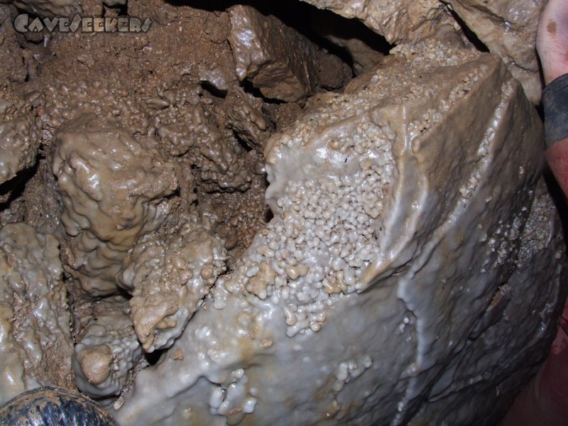 CWB-Höhle: Perlen