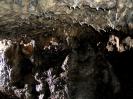 Druidentempel - Vom Standpunkt der Kamera aus kann sich der Höhlengänger noch am Tageslicht erfreuen. In Franken undenkbar.