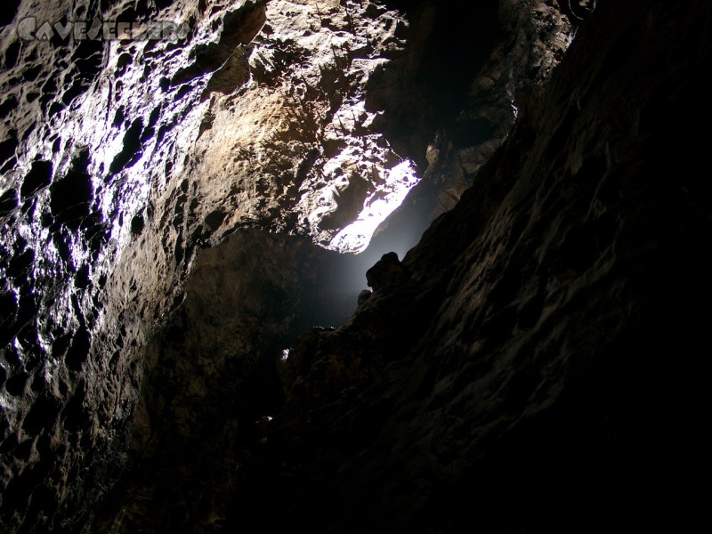 Dürrloch: Deckenimpression.