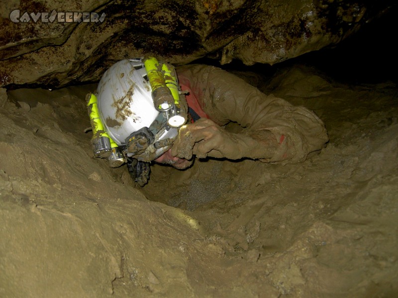 Fuchsloch Scharling: Karbid wäre nicht empfehlenswert.