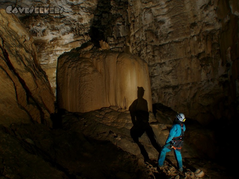 Gouffre De La Baume Des Cretes: Kleiner Mann - Großer Schatten.