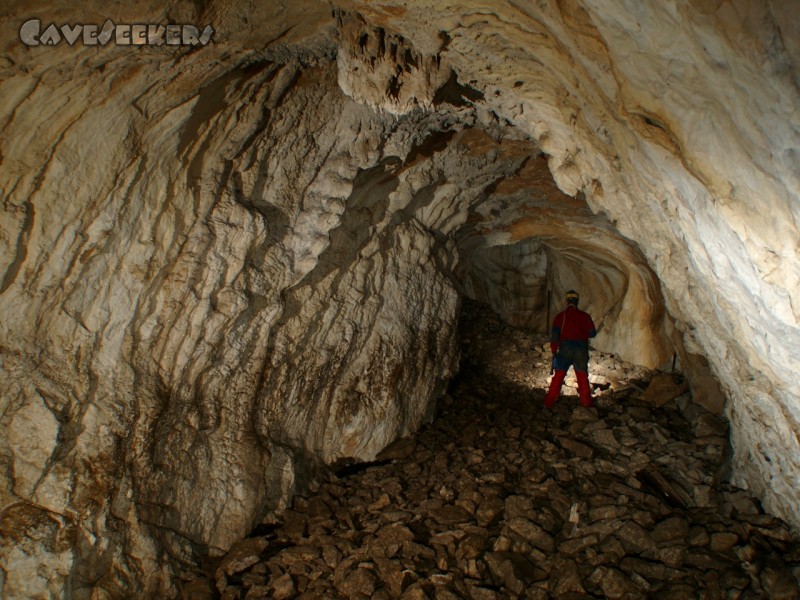 Grotte de Baume du Mont: Schuttbereich.