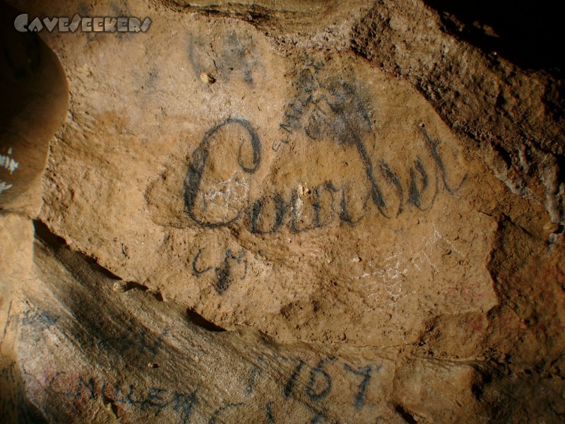 Grotte de Baume du Mont: Eine Art Michael Jackson seiner Zeit war zu seiner Zeit auch schon vor Ort. Hätte er sich auch sparen können.
