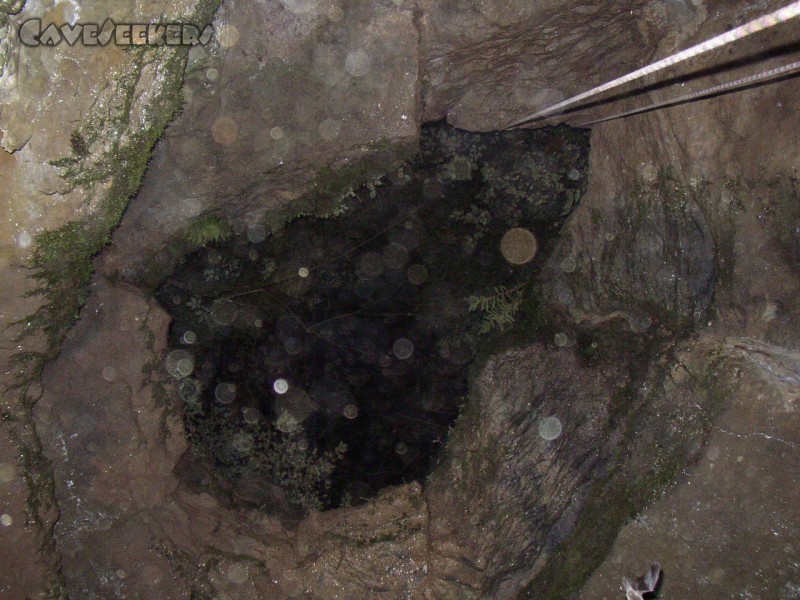 Grundlose Grube: Der Ausstieg von unten.