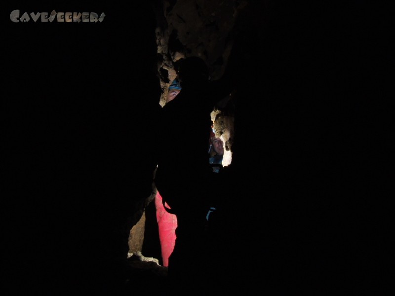 Grundlose Grube: ... und eine Etage tiefer