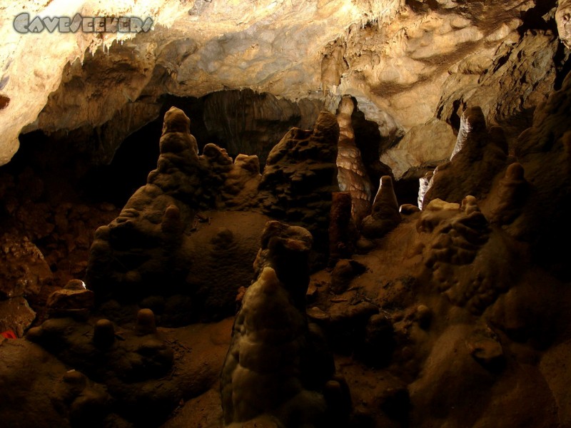 Kästnerhöhle: Pelibox unten links.