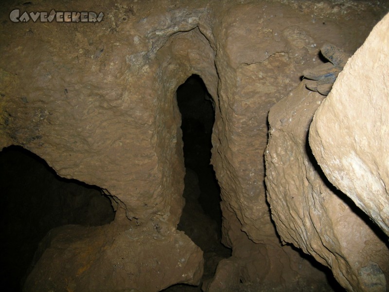 Kollerberghöhle: 5 Meter über dem Wasser.