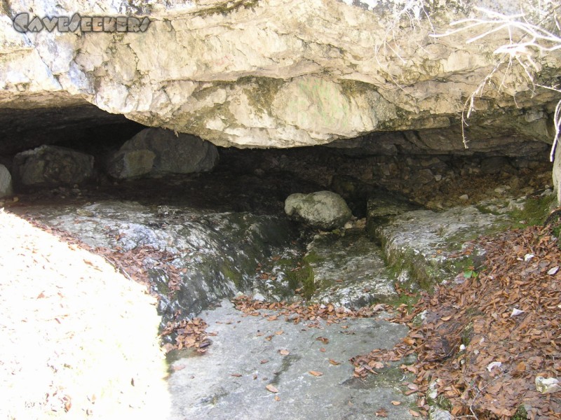 Kühlloch: Höhleneingang.