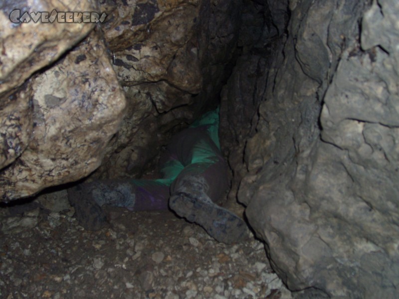 Lichtengrabenhöhle: Grüner Arsch - besser als gelber Sack.