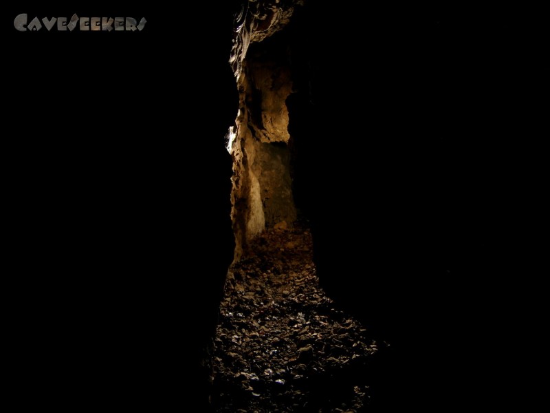 Lichtengrabenhöhle: Im Gang