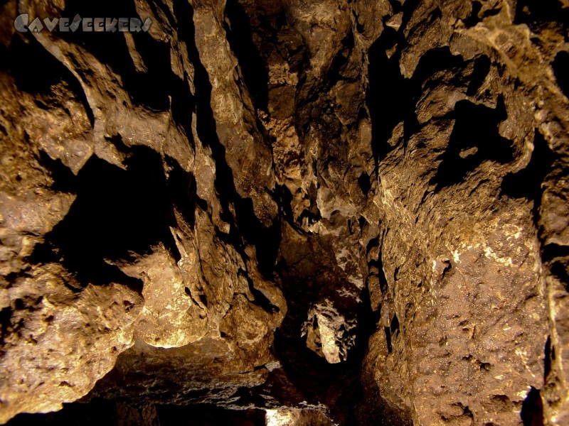 Lichtengrabenhöhle: Deckenformation