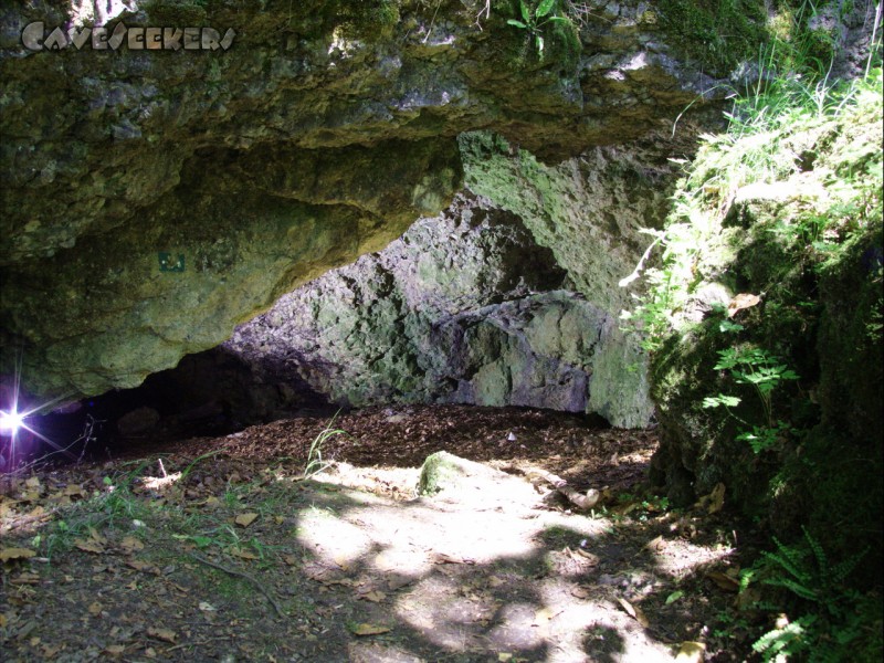 Osterloch: Osterloch, Eingang hinterleuchtet