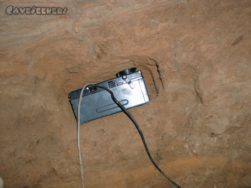 Randdesacker Erdfall: Endlich: Neuer Platz für die Telekommunikationseinrichtung.