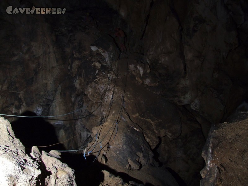 Raucherkarhöhle: Brückenhalle