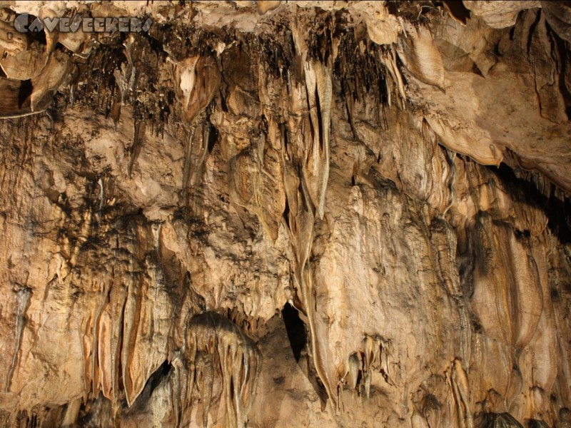 Rosenmüllerhöhle: Noch mehr Deckensinter.