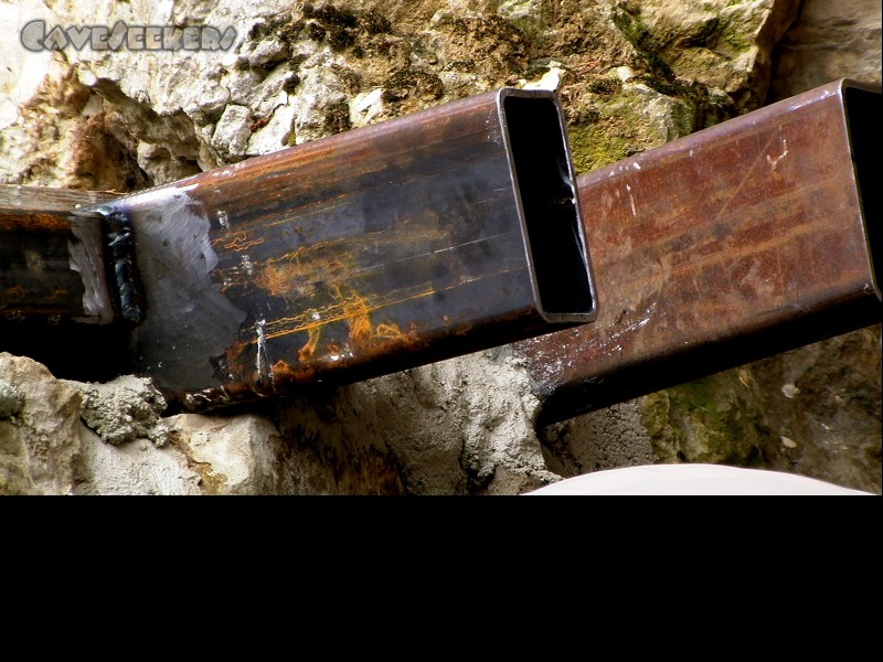 Rostnagelhöhle: Desperation in Stahl.