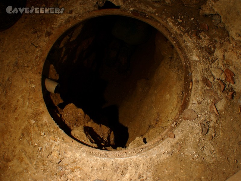 Rostnagelhöhle: Der Eingang zur Rostnagelgullihöhle.