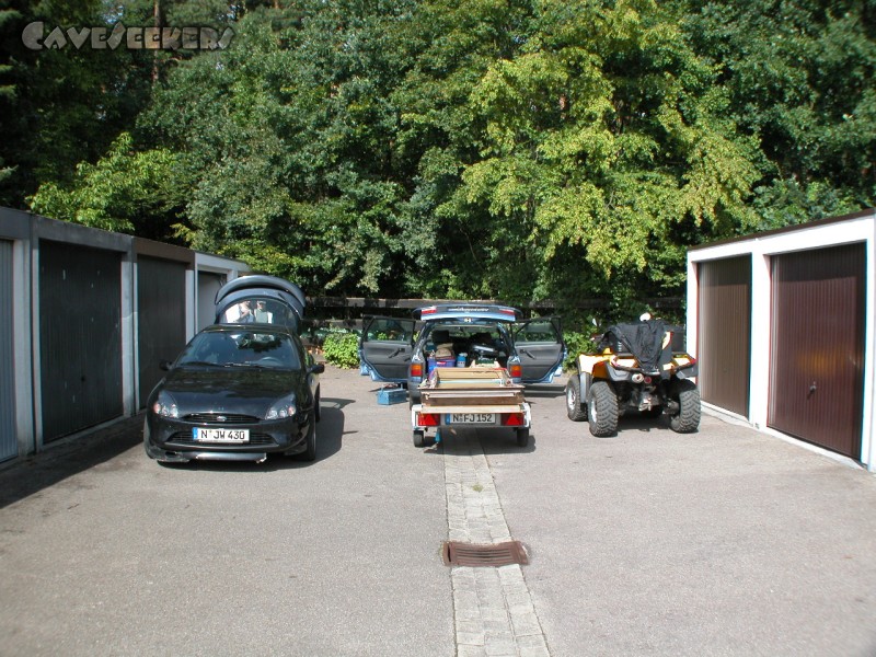 Rostnagelhöhle: Anständiger Fuhrpark in Nürnberg.