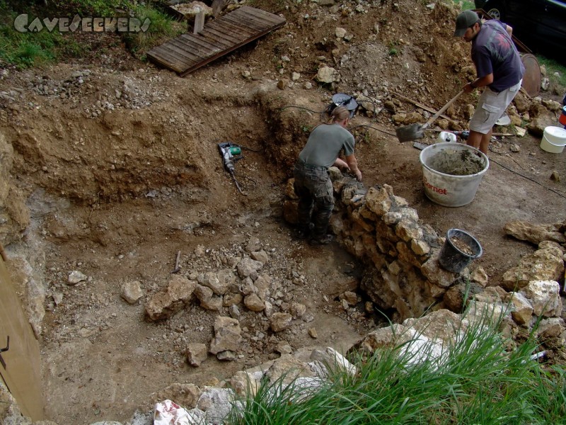 Rostnagelhöhle: Klar: Mauern.