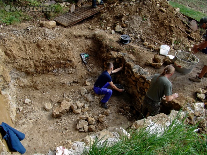 Rostnagelhöhle: Mauern.