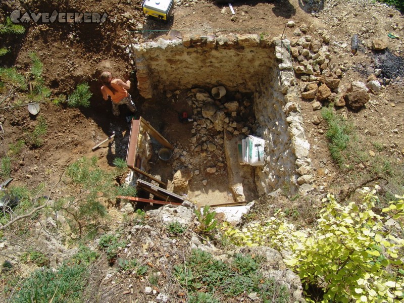 Rostnagelhöhle: Historische Ausgrabung?