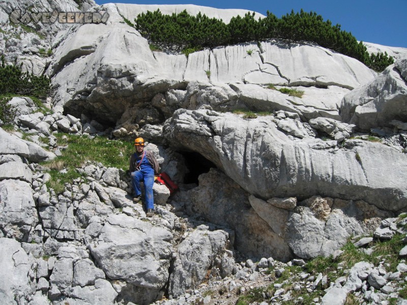 Rotwandl-Tropfsteinhöhle: Der Eingang?