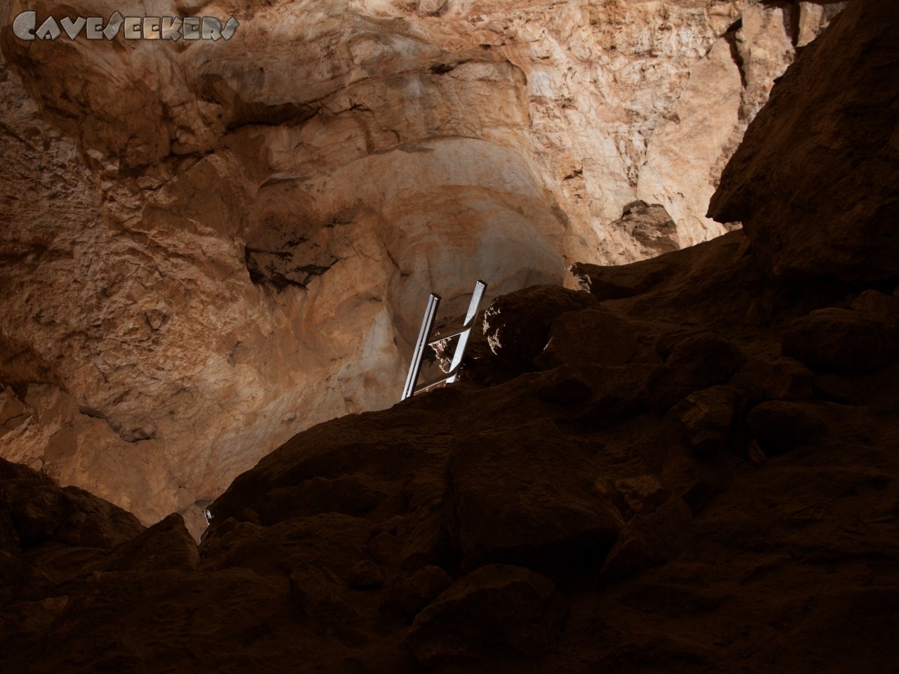 Salzgrabenhöhle: Eins der schönsten Motive im Loch: Eine Leiter.