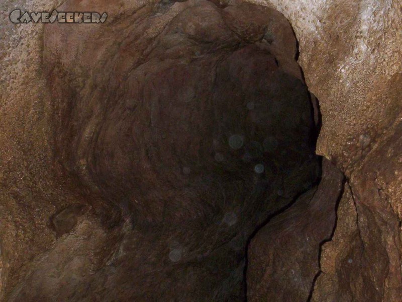 Schlüssellochhöhle: Der Namesgebende Teil. Insbesondere für Alte Herren praktisch: die Armlehnen.