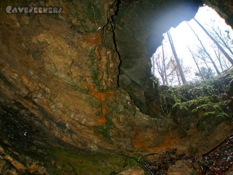 Teufelsloch: Der selbe Eingang von Unten.