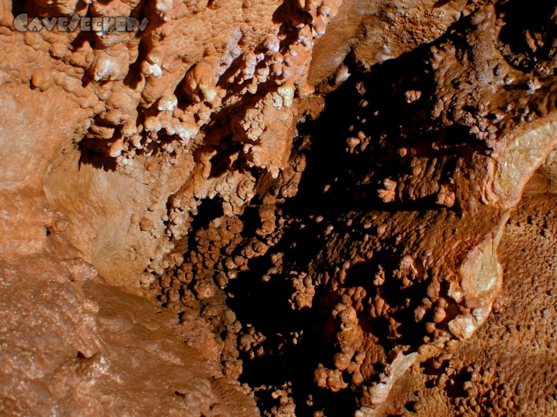 Tribanska Jama: Jämmerlich. Muss mangels Alternativen aber dennoch fotografiert werden.