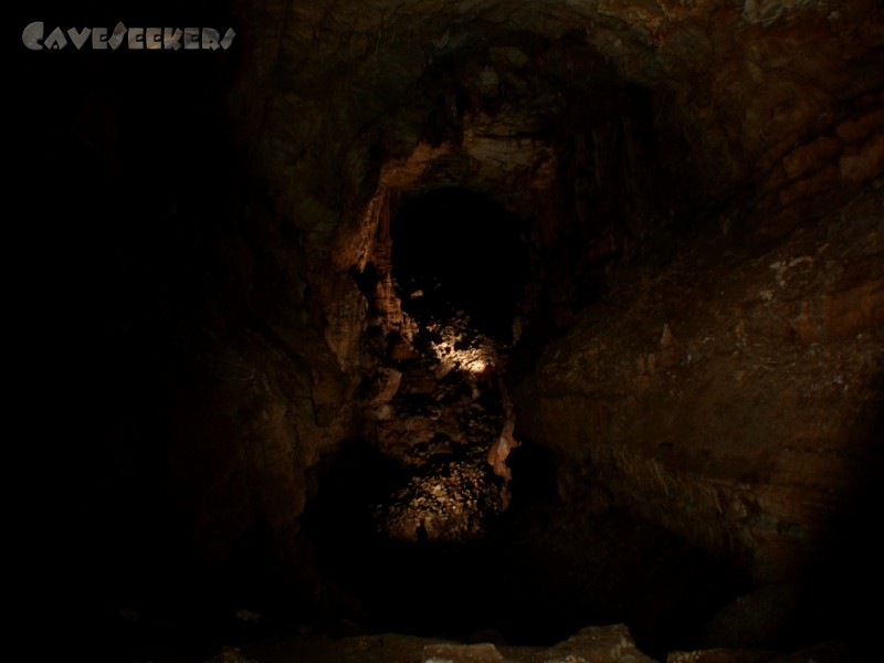 Tribanska Jama: Unterhalb der unteren Blitzschlampe befindet sich die 