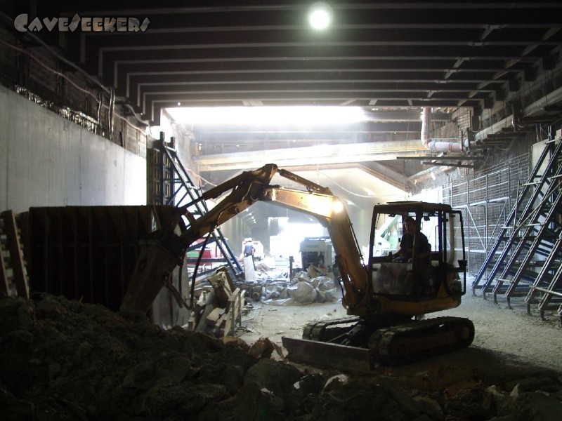 U-Bahn Nürnberg: Im Bereich in dem ein U-Bahnhof entstehen wird, wird schon jetzt - wie an allen anderen U-Bahnhöfen in Nürnberg - nur eher selten Deutsch gesprochen.