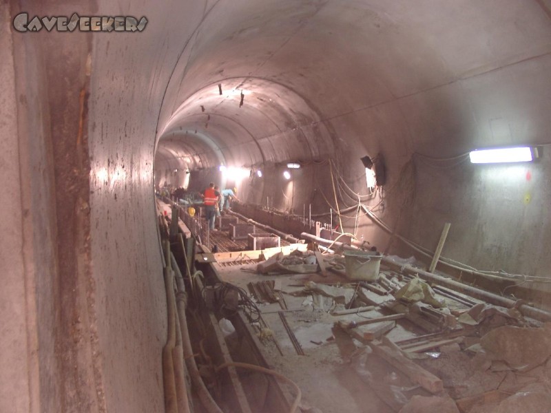 U-Bahn Nürnberg: Hier sind die Verschalungsarbeiten noch in vollem Gange.