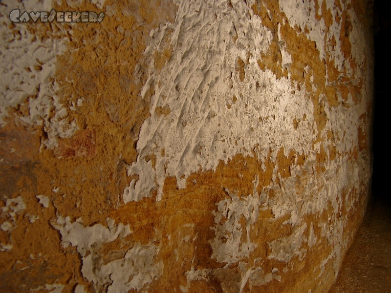 Weißenburger Sommerkeller: Da bröckelt der Putz