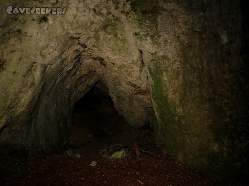 Windloch Markstetten: Auf dieser Seite offenbart sich das Loch als Partyhöhle.