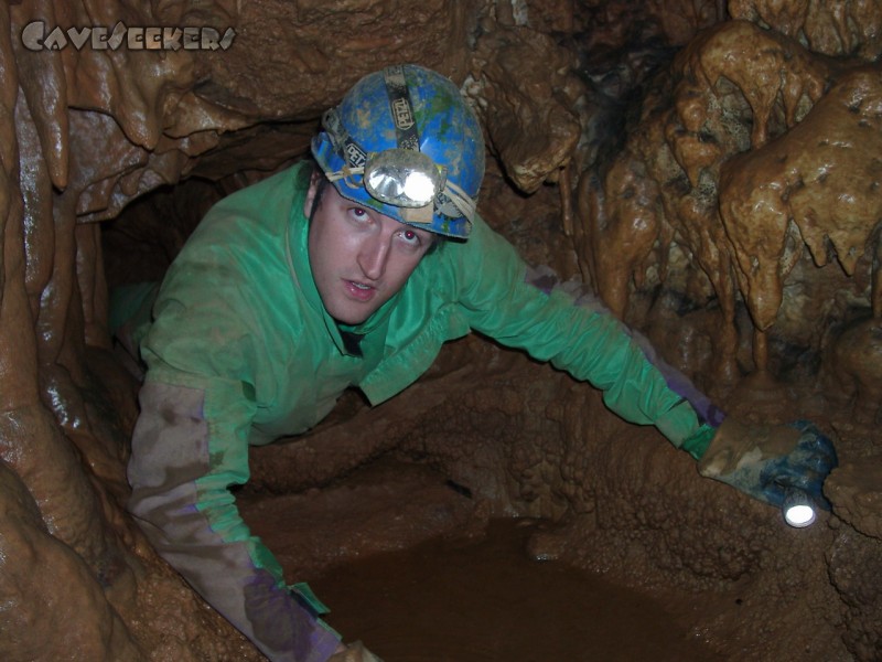 Zoolithenhöhle: Hier hat er den Handschuh noch.